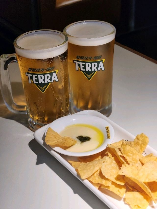 💛맥주한잔하며 실내데이트 하기좋은, "꼬치마요 산본역점"💛