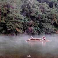 ล่องแพที่ปางอุ๋ง สัมผัสบรรยากาศยามเช้าสุดฟิน 🌲