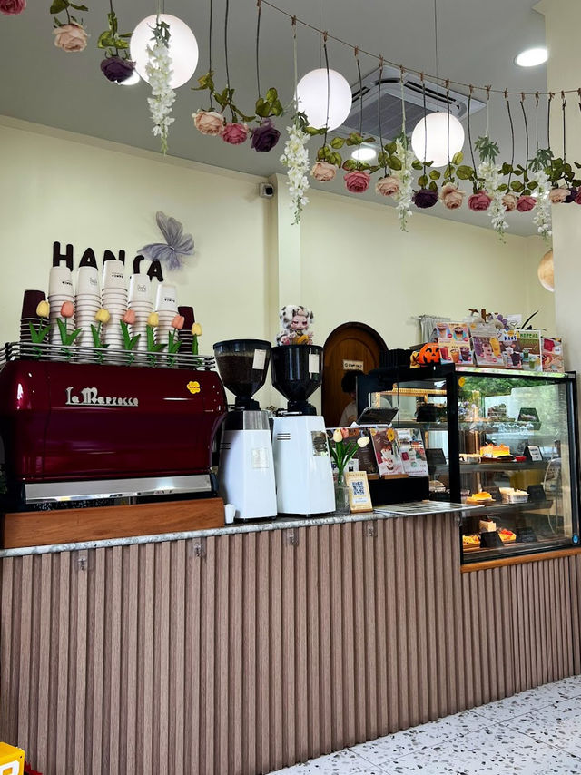 ☕️ Hansa cafe food garden