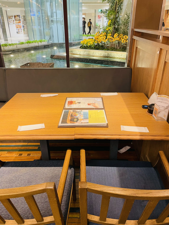 【大阪府:阪急】おひとり様でも楽しめるアフタヌーンティー