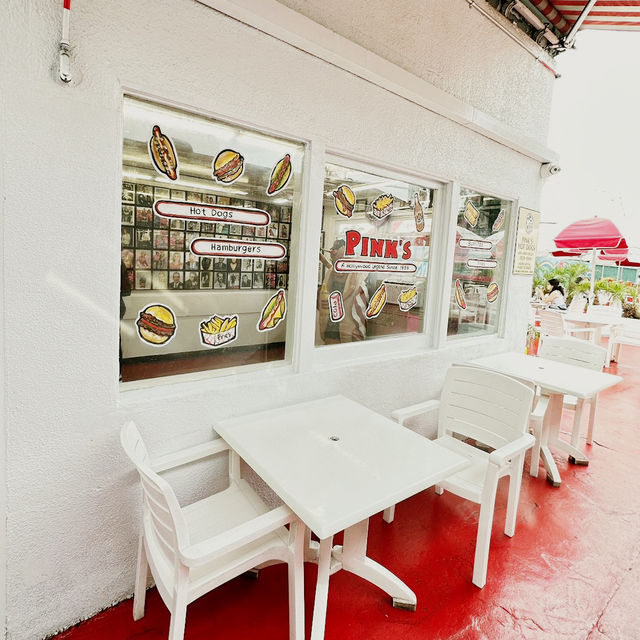 洛杉磯必吃的熱狗店 — Pink's Hot Dogs
