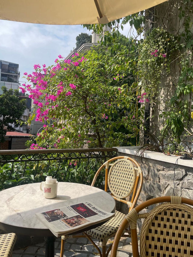 All Day Coffee ฮานอย