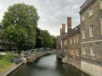Punting Through the Knowledge Town: Discovering Cambridge’s Charm