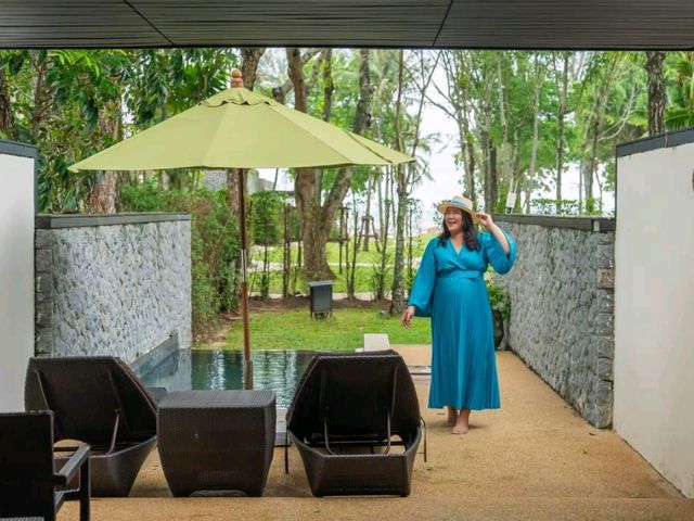 ที่พักติดทะเลริมหาดนาใต้ Natai Beach Resort