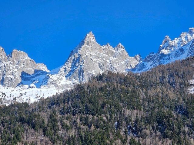 CHAMONIX : Chill at 3,852m Elevation