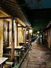 Solo Sojourn in Serene Wuzhen