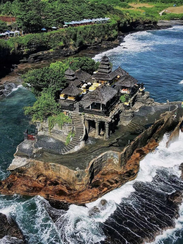Therapeutic Waves along exploring Tanah Lot : Bali’s Iconic Sea Temple
