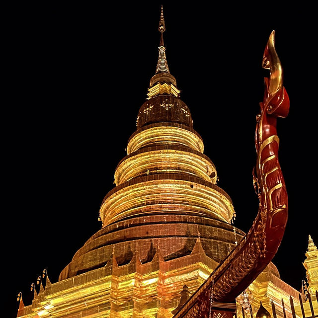 Wat Phra That Haripunchai Woramahawihan