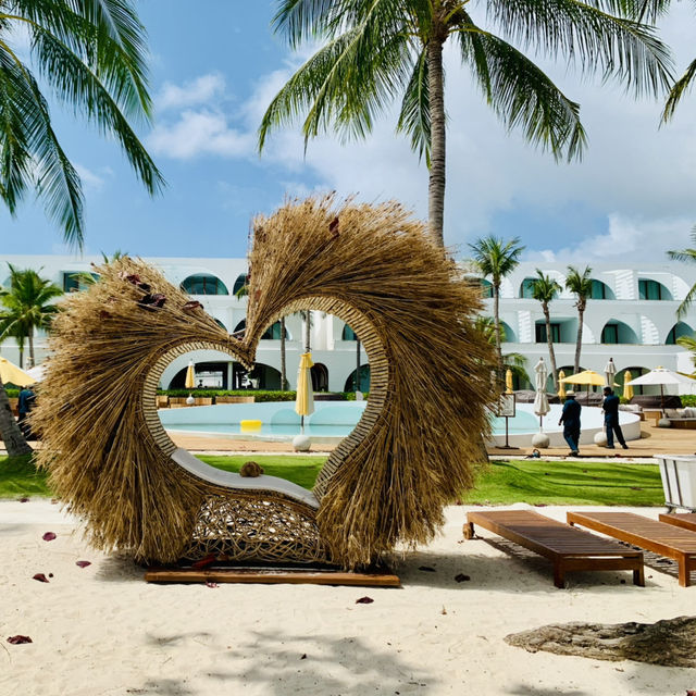 Summer Vacation Indulge in Luxury at Sala Samui, Thailand