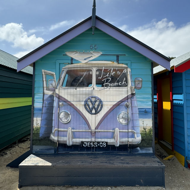 🏖️ 探訪布萊頓浴室小屋的絢麗時光 🌈 