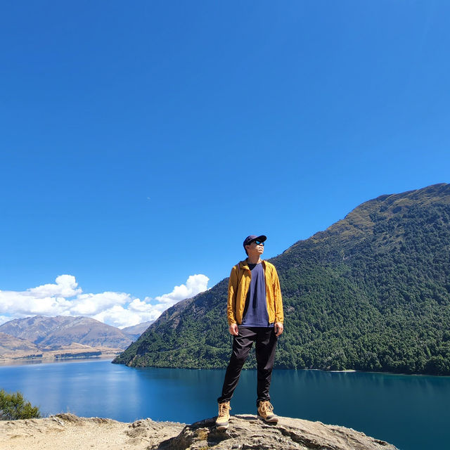 Discover Peace and Beauty at Bob’s Cove, Queenstown’s Scenic Retreat