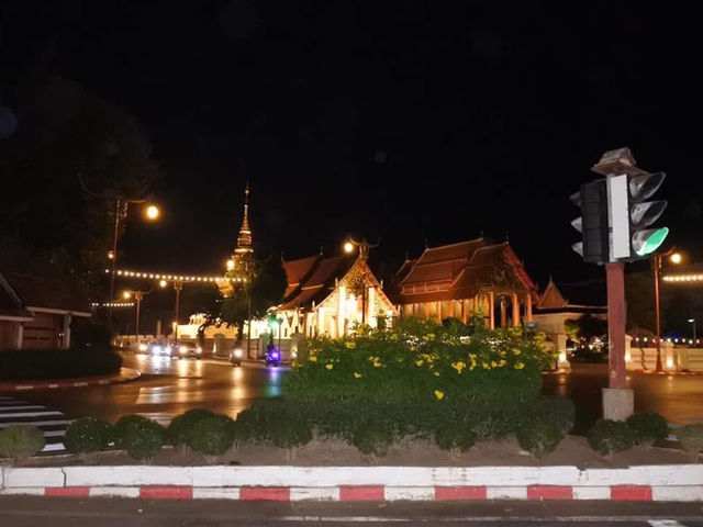 ไหว้พระ ณ น่าน