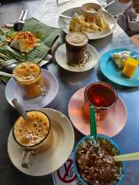 A Day in Penang 🏛️☕🍜 – Heritage Walks & Foodie Delights