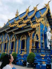 วัดสีน้ำเงิน เชียงราย จุดขอพร