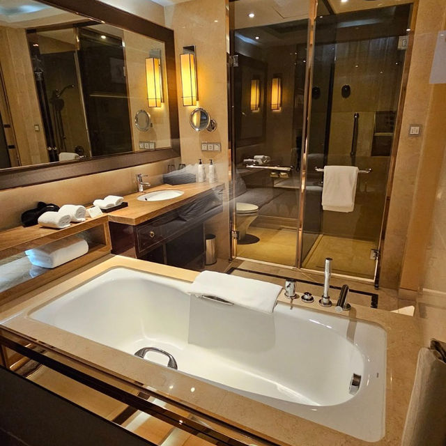 Elegance and Comfort: A Stay at Wanda Realm Hotel Tai'an
