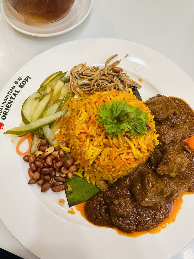 An Evening of Flavors & Lights at Suria KLCC 🍛🍜🍦