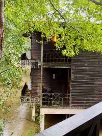 “Serenity on Stilts: Mulu Marriott Resort & Spa Above the Water”