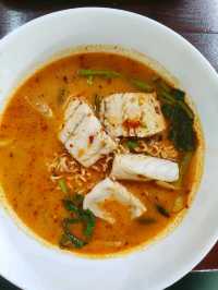 ก๋วยเตี๋ยวต้มยำปลา รสชาติดี เมืองปทุมธานี
