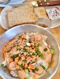 คาเฟ่บรรยากาศสไตล์มินิมอล 