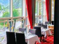 挪威峽灣旁的百年飯店 HOTEL UNION Geiranger