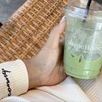 เหมือนยกเขาใหญ่มาไว้ที่บางแสน Serene House Cafe ☕️