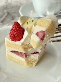 Selections: A Sweet Escape at Hotel Chinzanso Tokyo