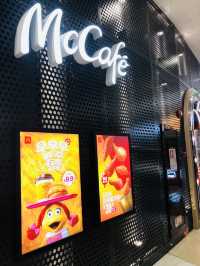 很多打卡位的一間連鎖快餐店