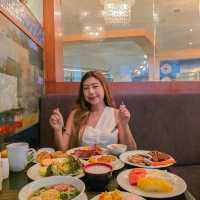 ที่พักใจกลางย่านอโศก ทำเลดี เดินทางสะดวก ดีไซน์เก๋