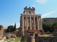 Roman Summer 🌞🕶️