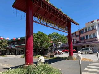 [🇳🇨Nouméa] The charm of Chinatown and its tropical streets
