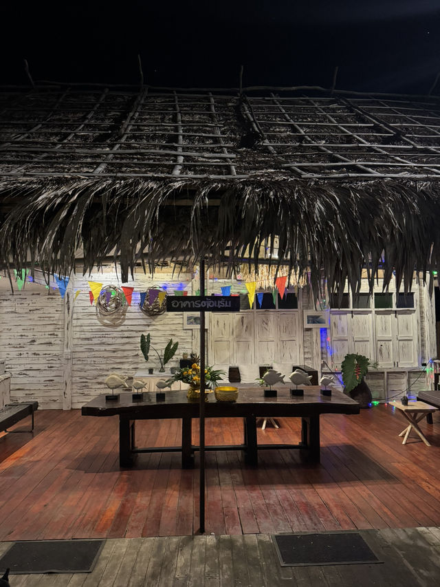 ร้านอาหารวิวยอ ศรีปากประ พัทลุง อร่อย วิวหลักล้าน