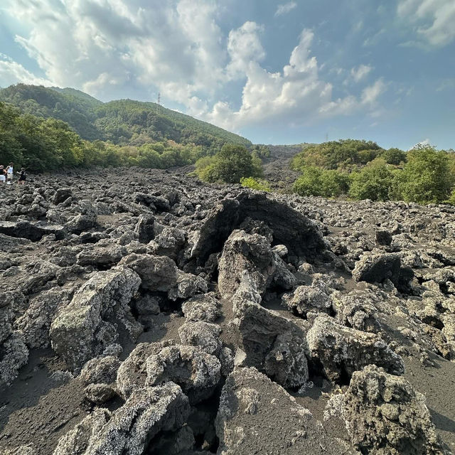 A Journey to Mount Etna: Europe’s Fiery Crown