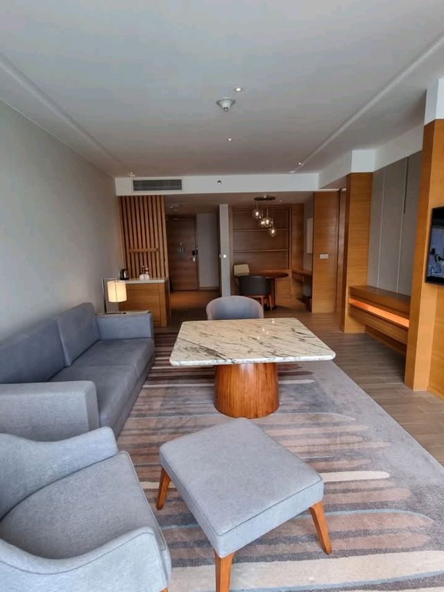"Luxury in Every Sunset – The Ultimate Sea View Experience at Marriott Kota Kinabalu"