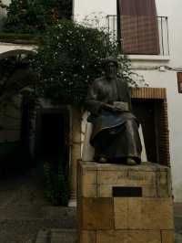 Statue of Maimonides