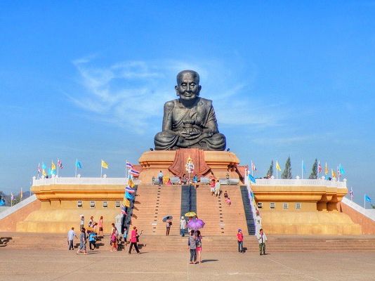 🌊🐘 Hua Hin Weekend Getaway: Beach Bliss, Mountain Views & Royal Charm!