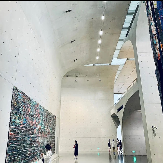 龍美術館