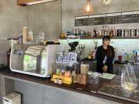 สวนหน้าบ้าน คาเฟ่ขนมปังโฮมเมท  ชลบุรี