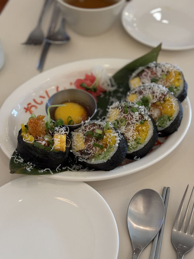 독특한 음식으로 입맛을 사로잡는 퓨전 일식집 ‘초이다이닝’🖤