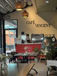 Vincent Cafe คาเฟ่ชิคๆ ในโรงแรม Town in Town