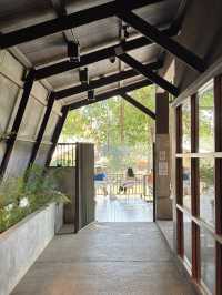 คาเฟ่อเมซอน สาขาริมแม่น้ำปราจีนบุรี สวยมากๆ