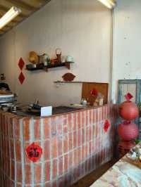 A Nostalgic Bite at Loong Fong Café