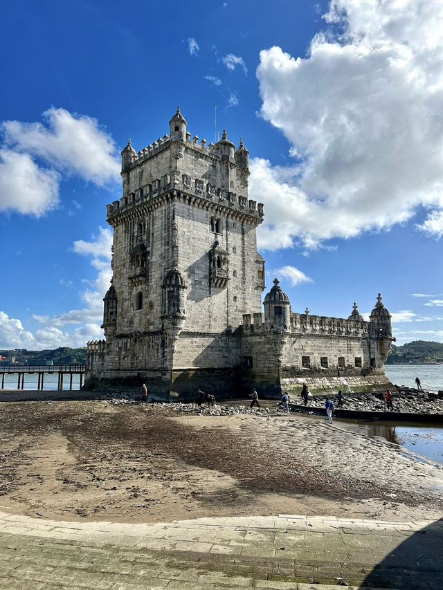 A Day in Lisbon – Tiles, Tarts & Timeless Tunes🇵🇹