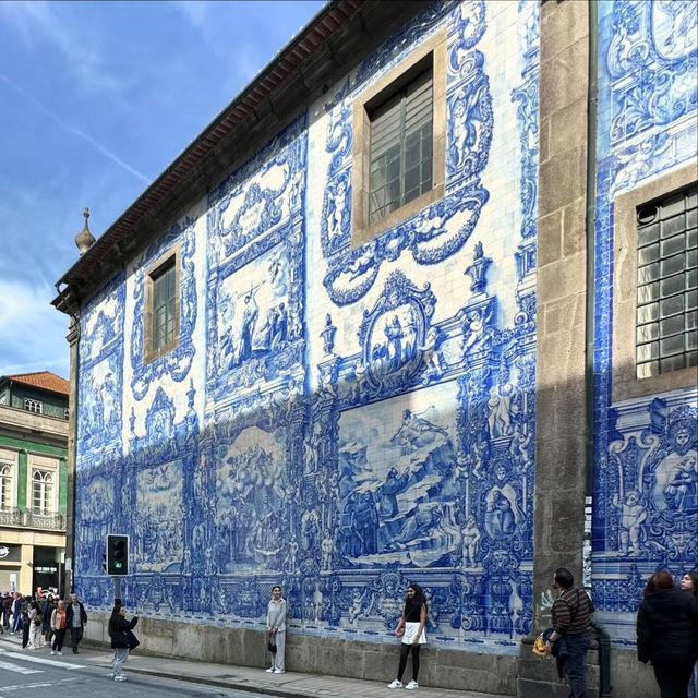 Blue Stories on White Walls: A Soulful Stop at the Chapel of Souls