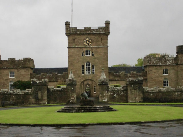 A Rain-Kissed Spring at Culzean: Blooms, Castles, and Enchanted Woods