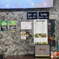 โมการลาบ - ร้านอาหารอีสานรสแซ่บในอุบล