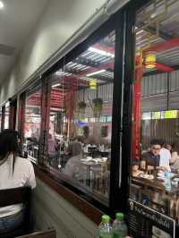 วิศวกรข้างมันไก่ ข้าวมันไก่ที่จริงใจ 