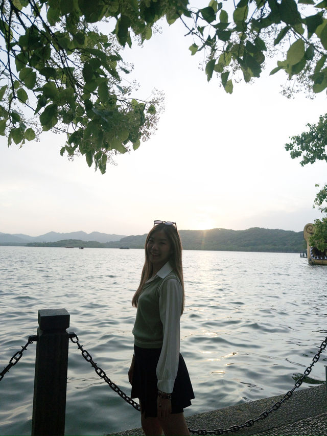 ชมวิวชิลล์ ๆ ที่ West Lake