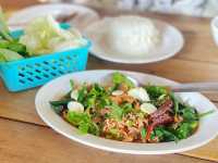 ร้านอาหารลาบเป็ดคนลือ สาขาโนนหงษ์ทอง