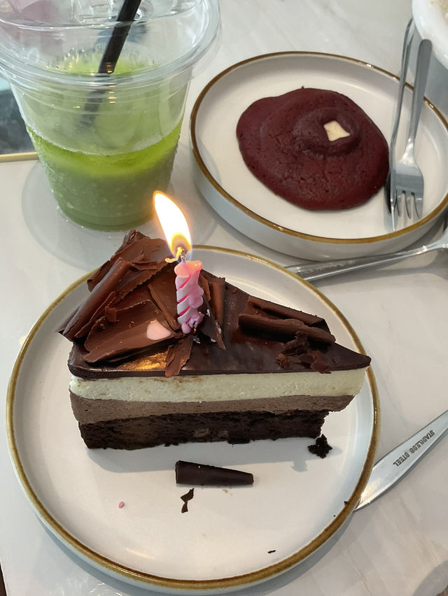 คาเฟ่ CORNERROOM.CAFE