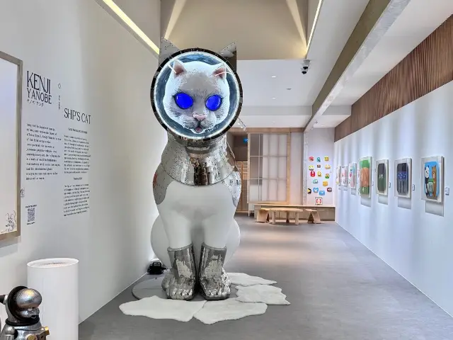 Such an adorable exhibit and you’re telling me it’s free entry?! 😍🐱